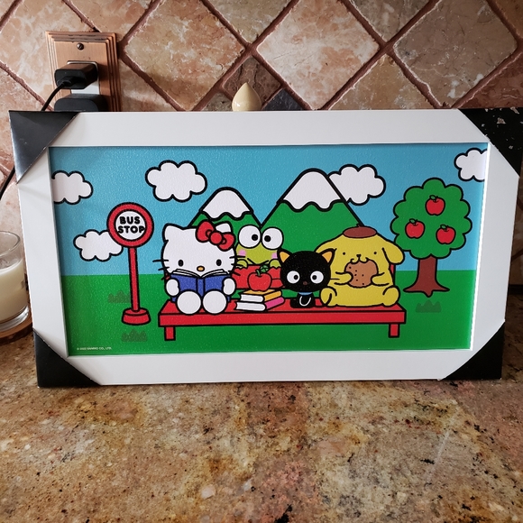 Sanrio Hello Kitty Bus stop wall decor - Picture 1 of 1
